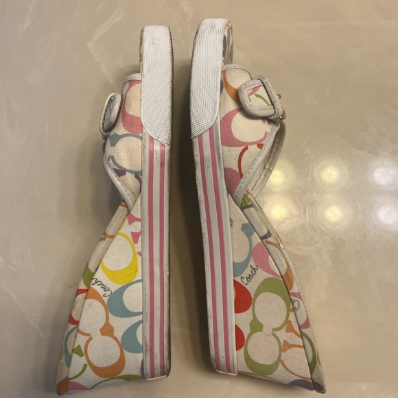 Coach Perry multicolor slides with buckle detail size 8B - Picture 3 of 11